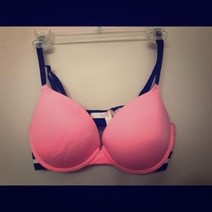 Victoria’s Secret Wear Everywhere Push-up Bra
